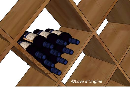 Casier en losange en bois rempli de bouteilles de vin